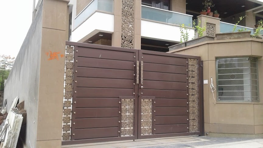 MAIN GATE 6